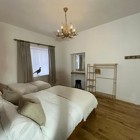 Station 4 Bed Ev Free Parking *