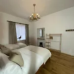 Station 4 Bed Ev Free Parking *