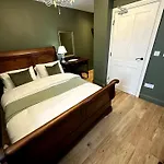 度假居 Station 4 Bed Ev Free Parking *