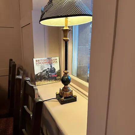 Vakantiehuis Station 4 Bed Ev Free Parking