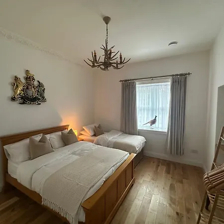 Vakantiehuis Station 4 Bed Ev Free Parking