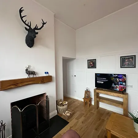 Station 4 Bed Ev Free Parking Vakantiehuis *