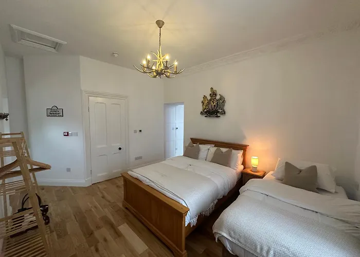 Station 4 Bed Ev Free Parking *