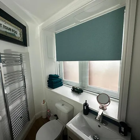 Station 4 Bed Ev Free Parking *